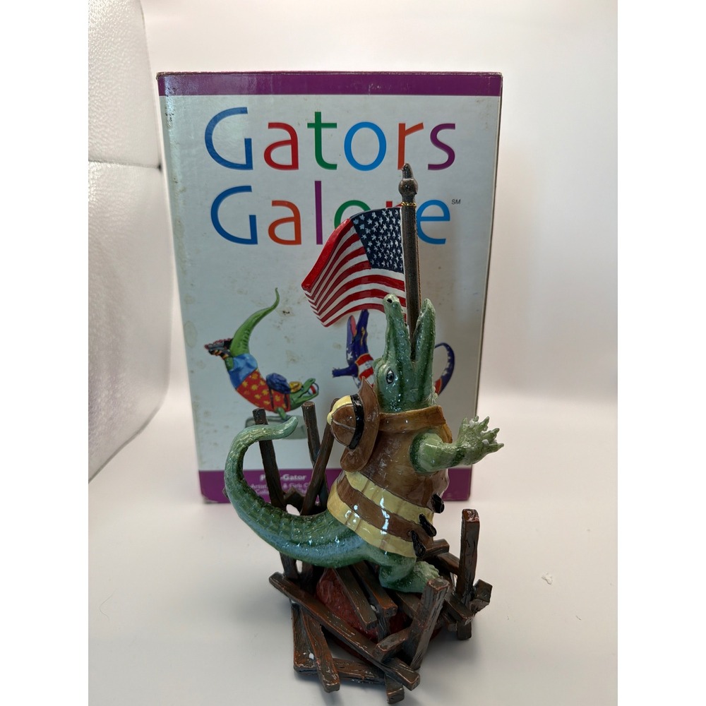 Gators Galore 2002 Firefighter Gator Special Edition Figurine American Flag Box